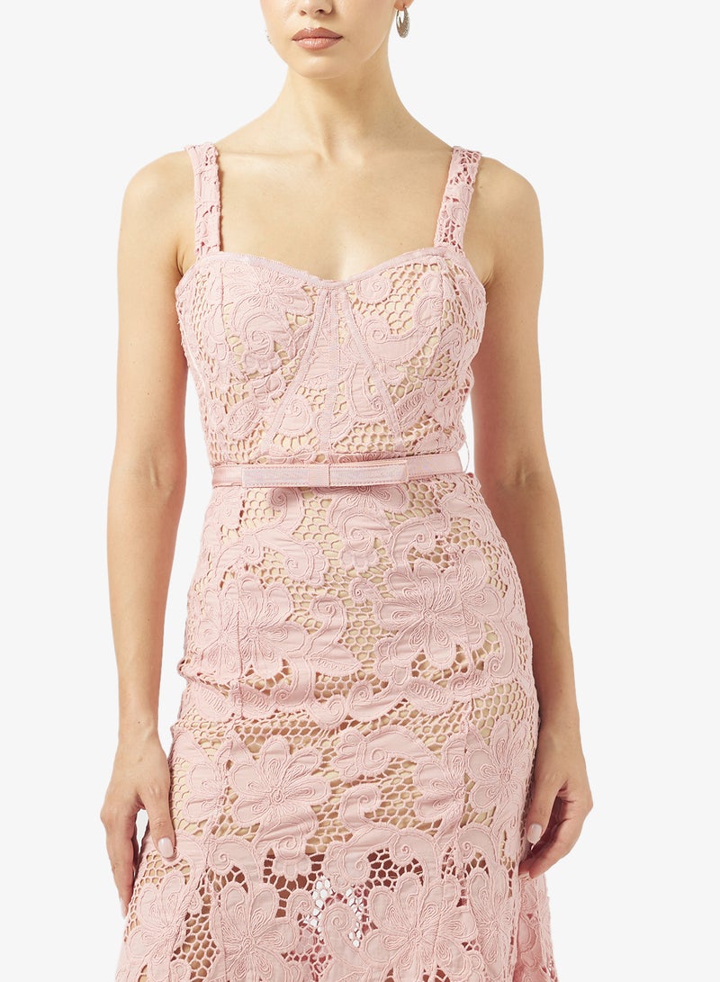 جاست مي فستان ميدي بدون أكمام بتفاصيل حزام خصر دانتيل - Image 3